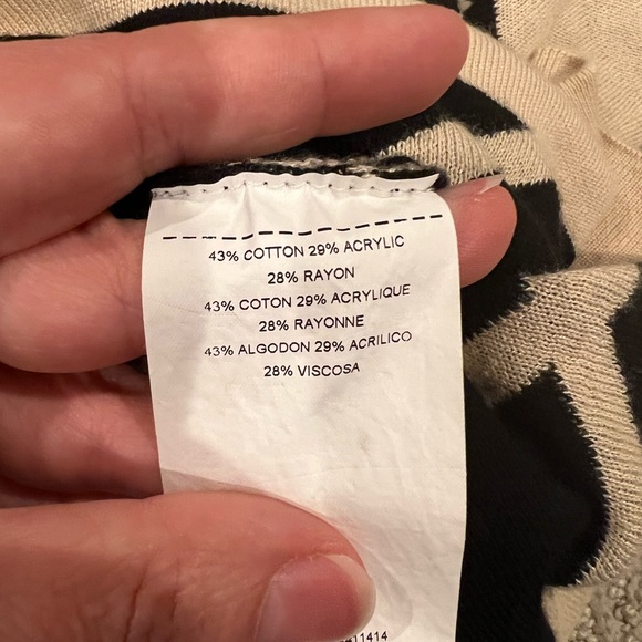 A Pea in The Pod Maternity Sweater Size Small - Picture 5 of 5